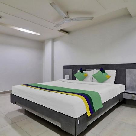 Hotel Vjr Residency By Hotelscart Hyderabad Bagian luar foto