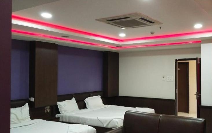 Hotel Vjr Residency By Hotelscart Hyderabad Bagian luar foto