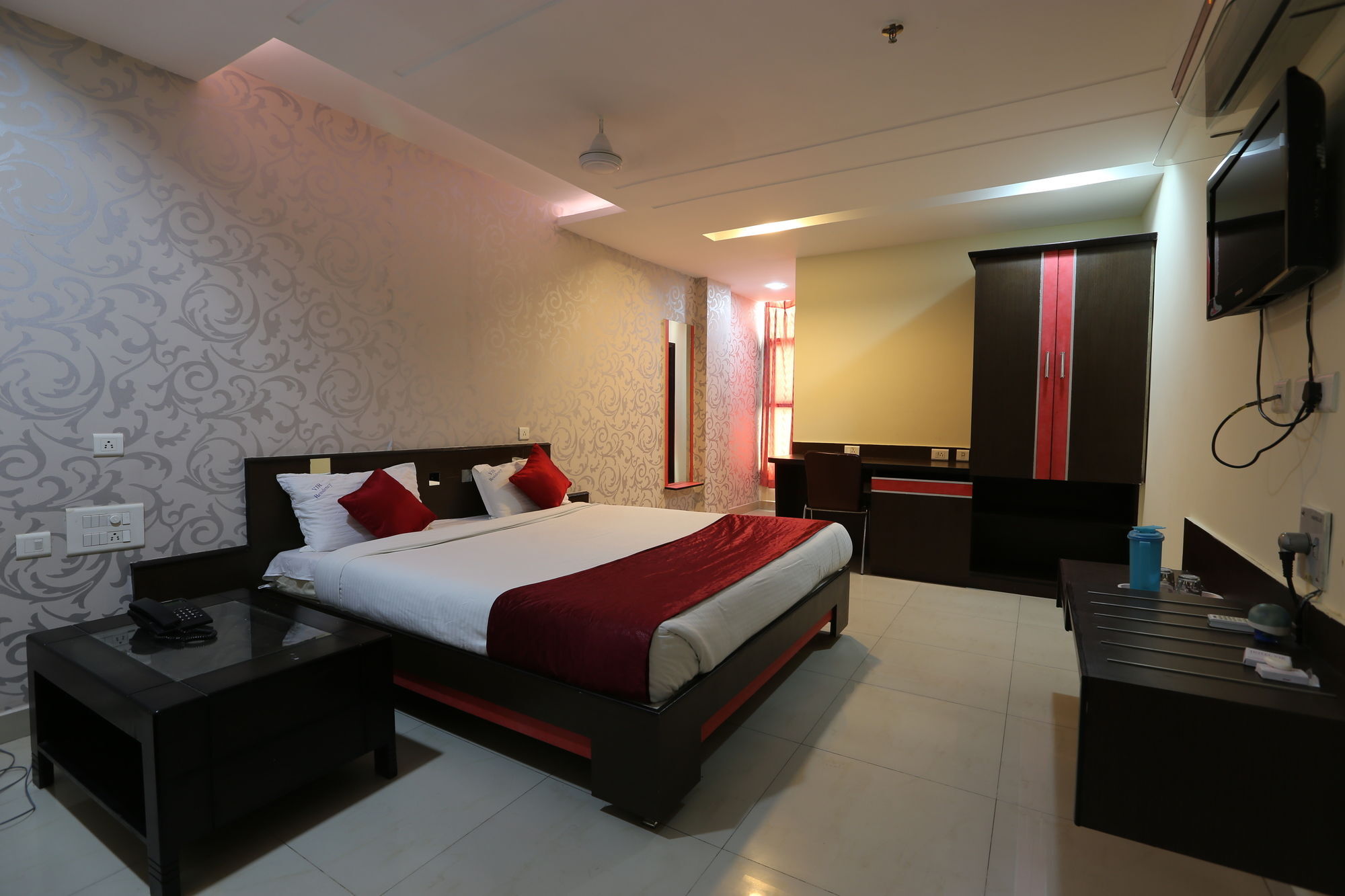 Hotel Vjr Residency By Hotelscart Hyderabad Bagian luar foto